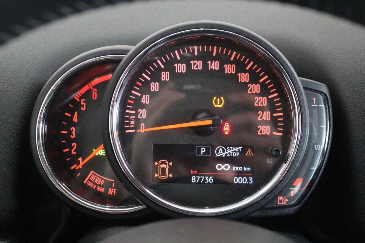 MINI Mini Countryman 2.0 Cooper D Essential Countryman (10)