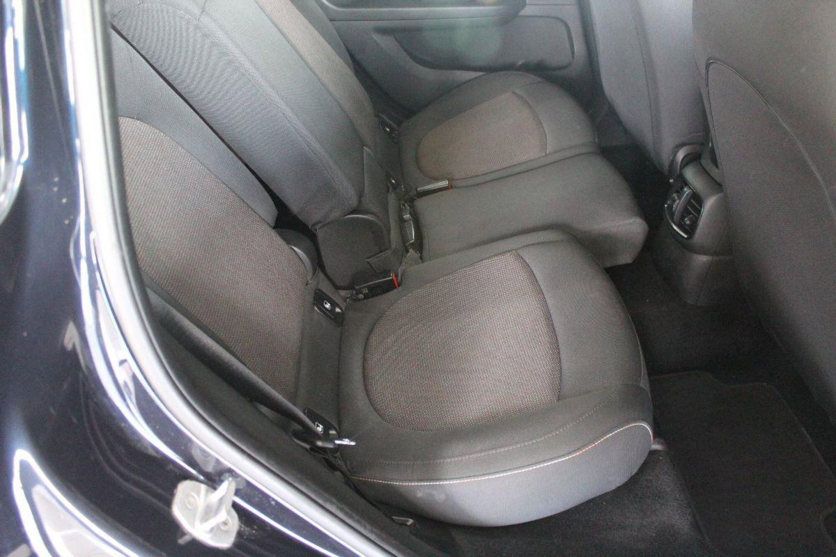 MINI Mini Countryman 2.0 Cooper D Essential Countryman (14)