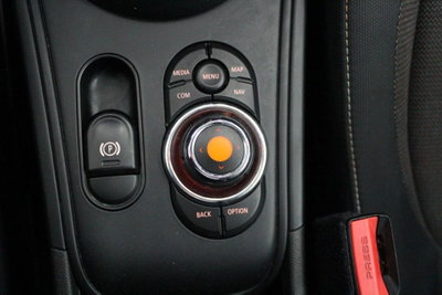 MINI Mini Countryman 2.0 Cooper D Essential Countryman (20)