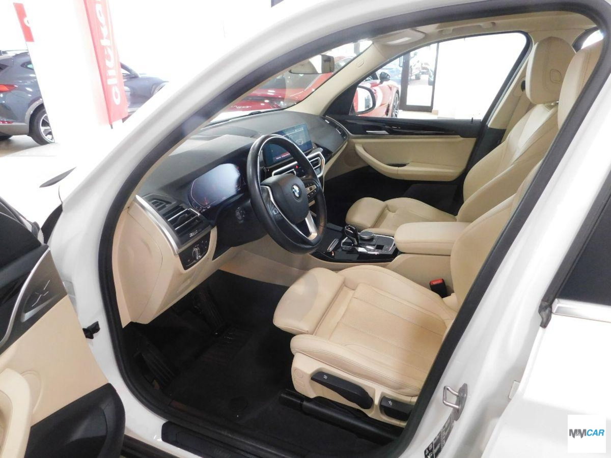 BMW X3 xDrive20d 48V (9)