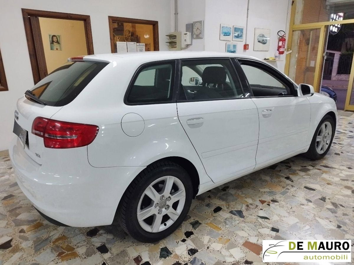 Audi A3 1.6 TDI CR F.AP. Young Edition (13)