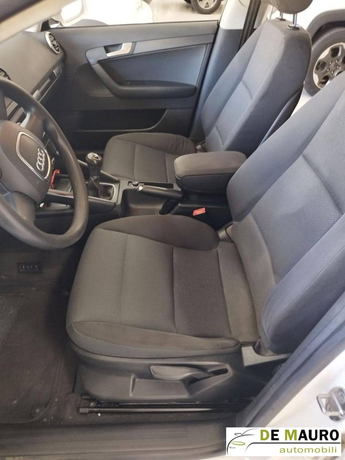 Audi A3 1.6 TDI CR F.AP. Young Edition (2)