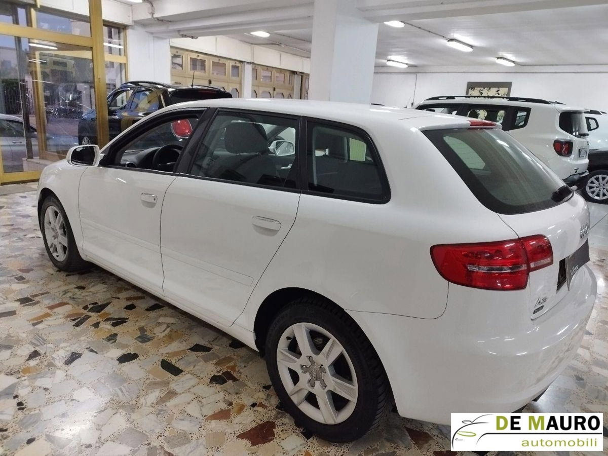 Audi A3 1.6 TDI CR F.AP. Young Edition (3)