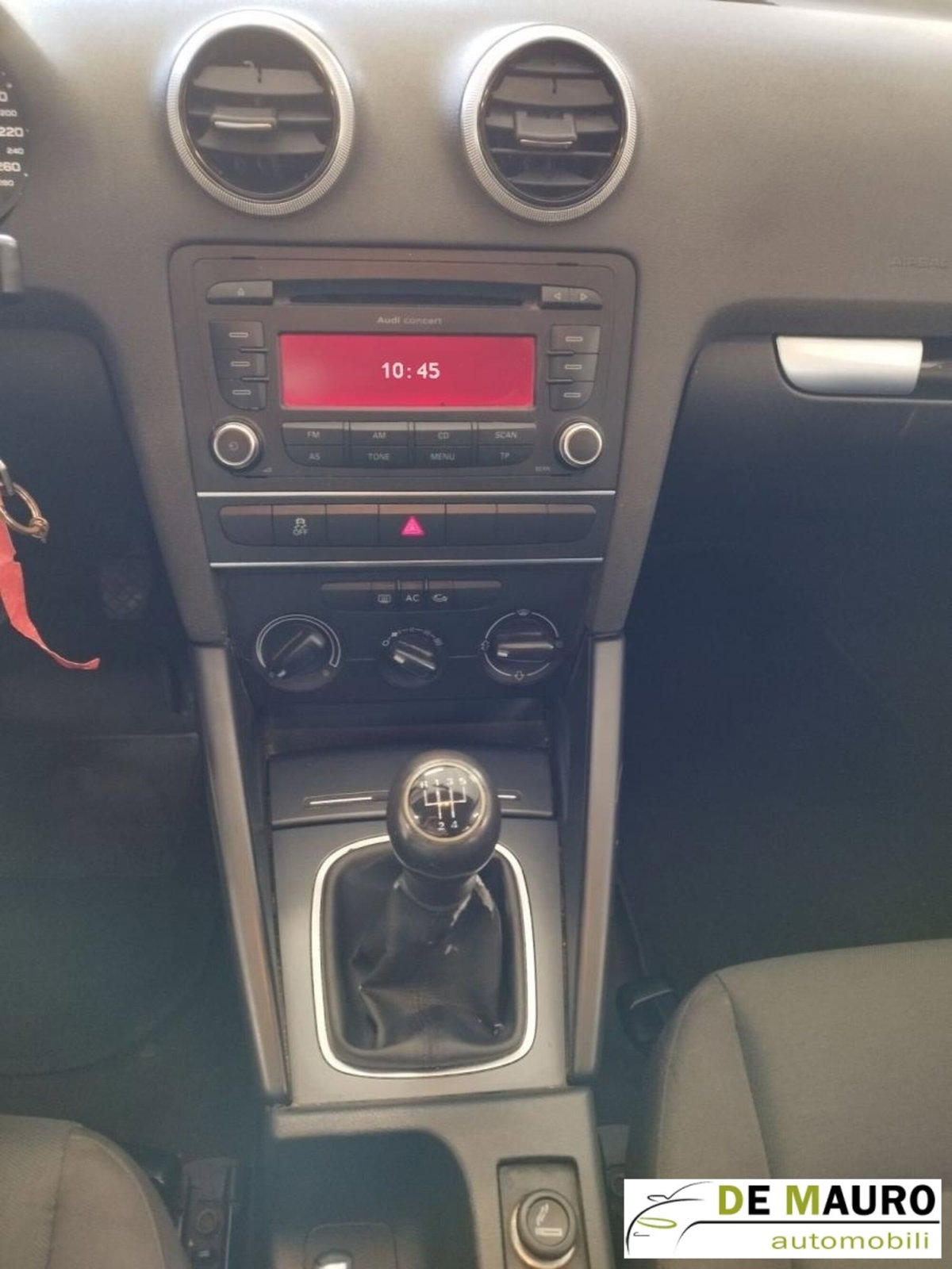 Audi A3 1.6 TDI CR F.AP. Young Edition (7)