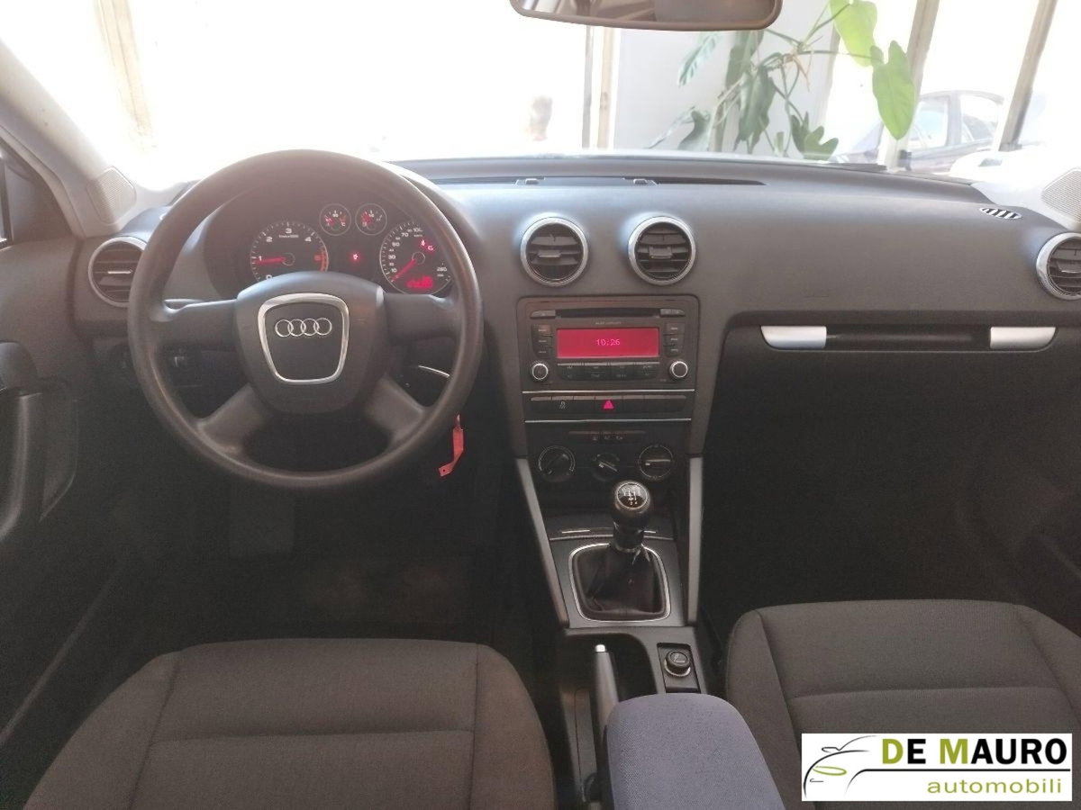 Audi A3 1.6 TDI CR F.AP. Young Edition (8)