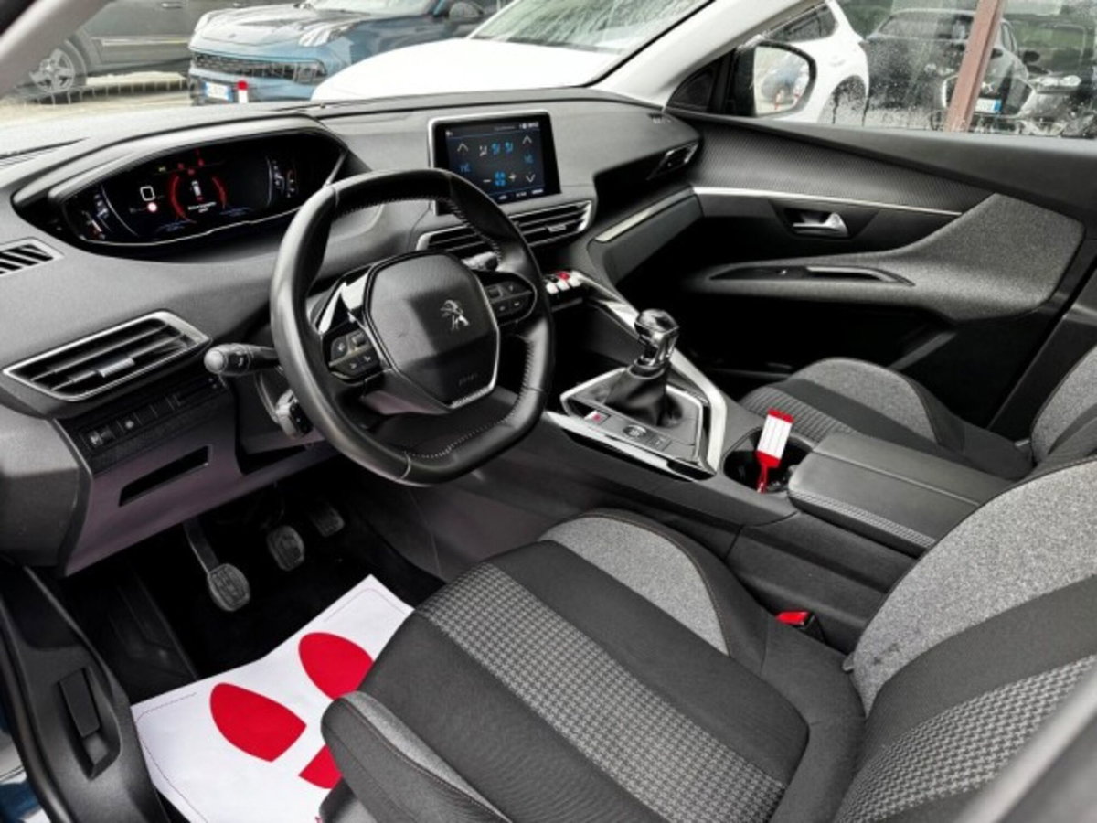 Peugeot 3008 BlueHDi 130 S&S Active Pack (16)