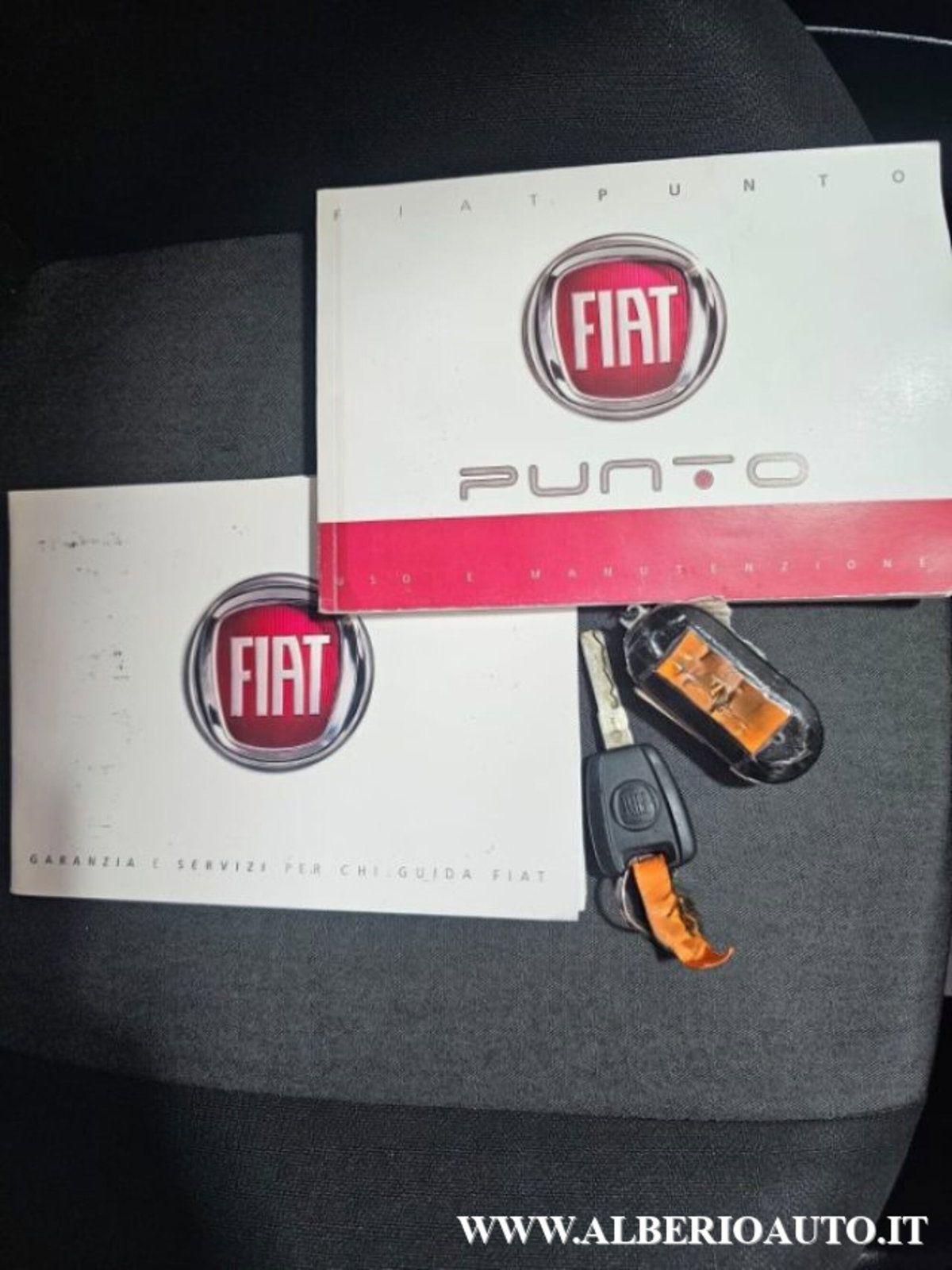 Fiat Punto 1.3 MJT II 75 CV 5 porte Young (20)
