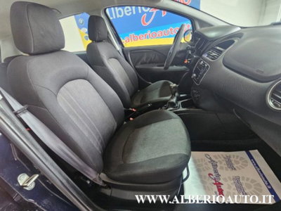 Fiat Punto 1.3 MJT II 75 CV 5 porte Young (7)