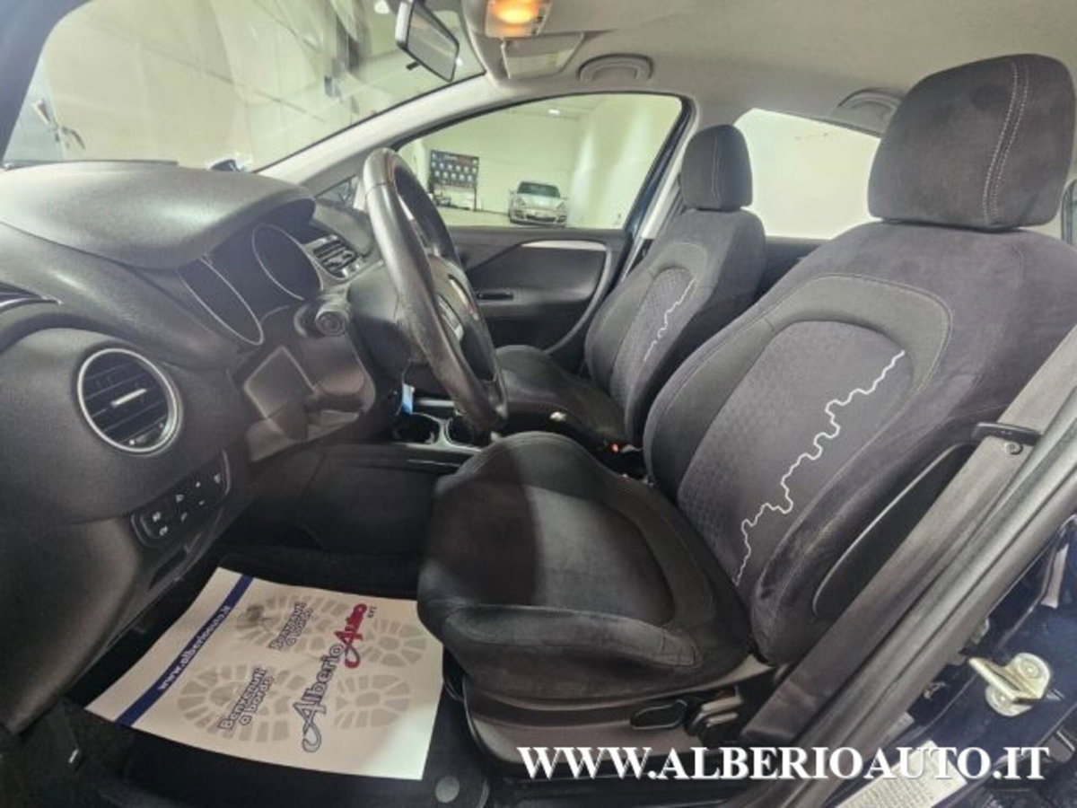 Fiat Punto 1.3 MJT II 75 CV 5 porte Young (11)