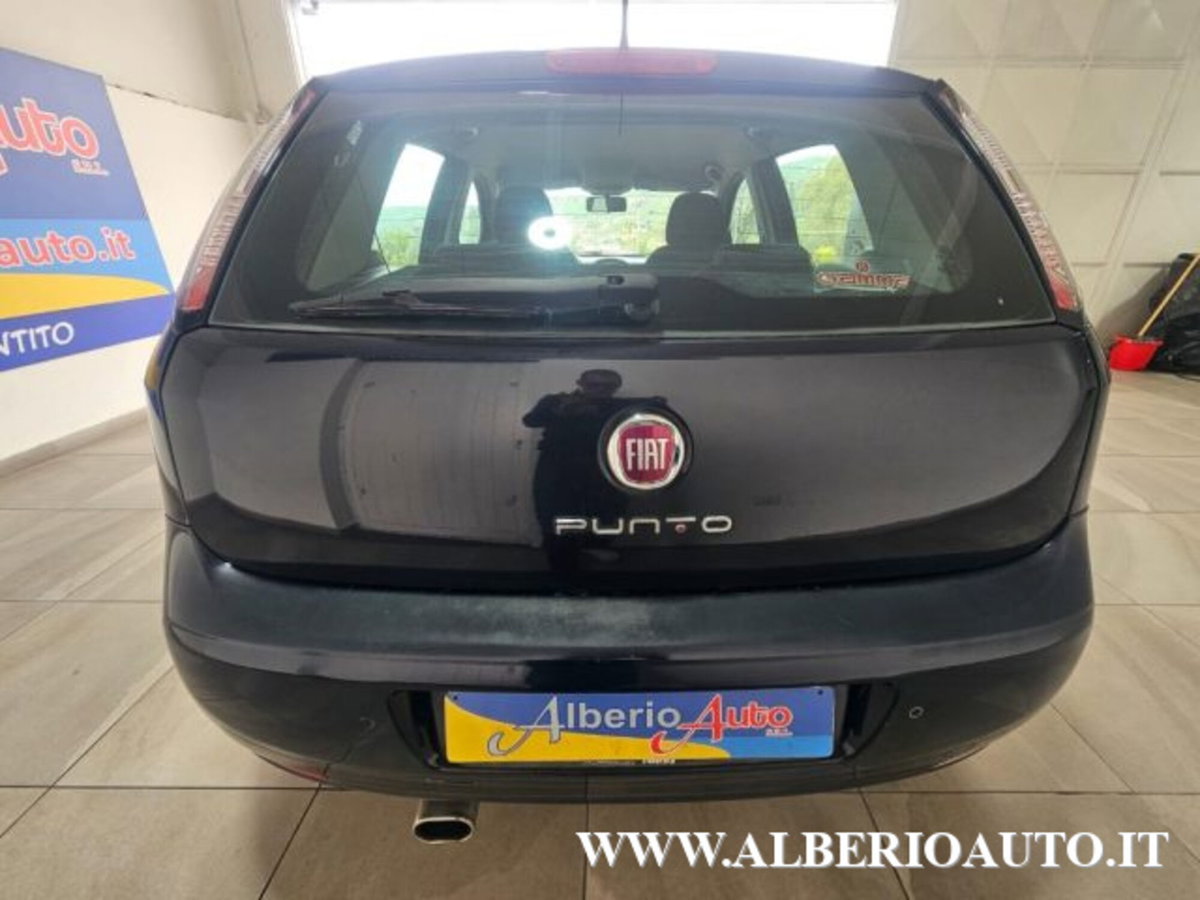 Fiat Punto 1.3 MJT II 75 CV 5 porte Young (6)
