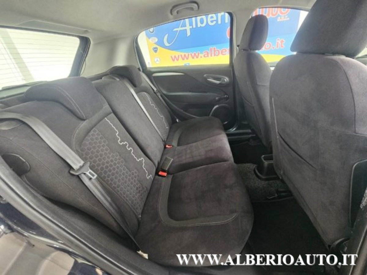 Fiat Punto 1.3 MJT II 75 CV 5 porte Young (8)