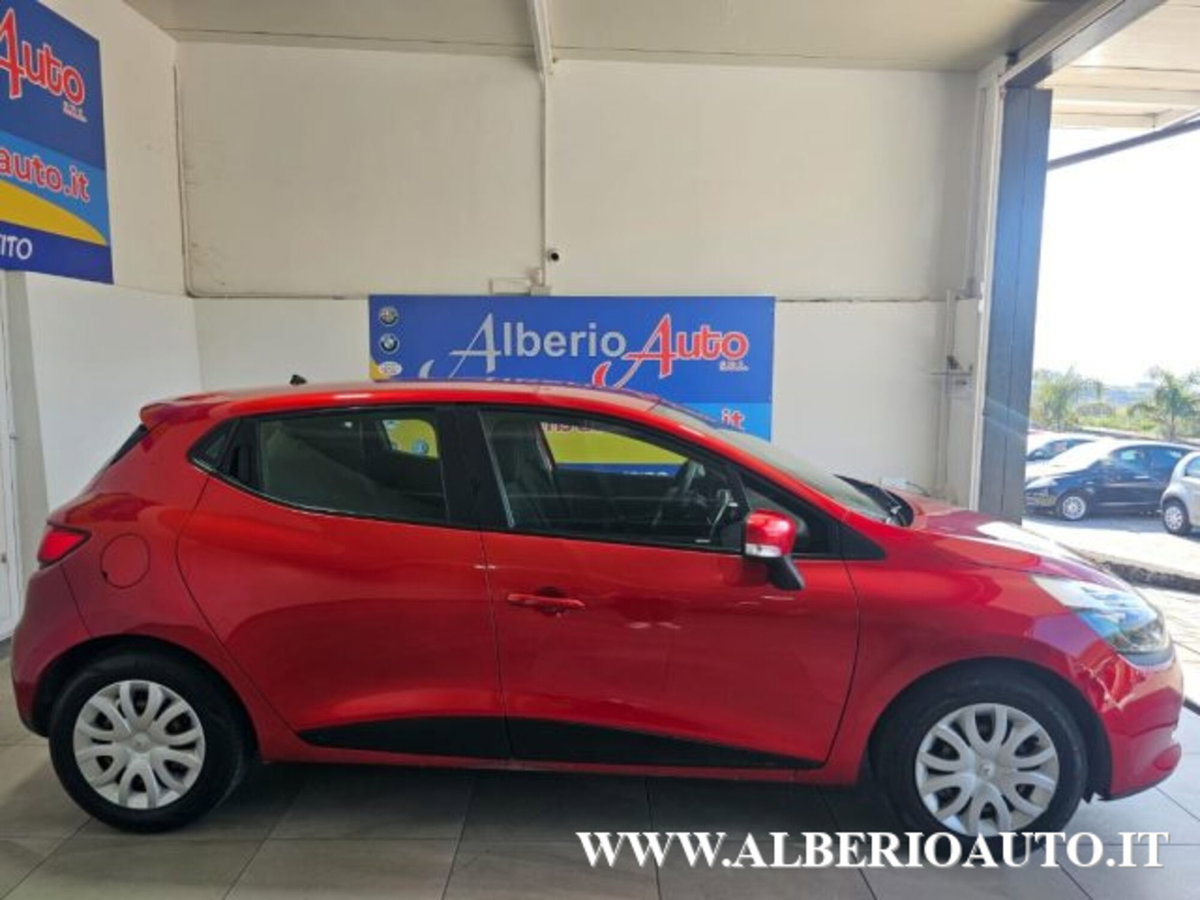 Renault Clio 1.5 dCi 8V 75CV 5 porte Wave (5)