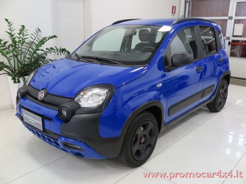 Fiat Panda Cross 1.0 firefly hybrid Cross s&s 70cv 5p.ti