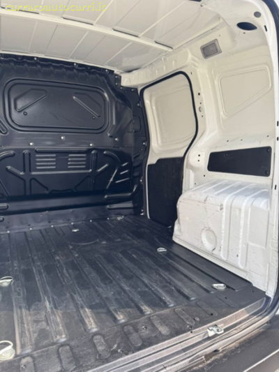 Fiat Fiorino Furgone cargo 1.3 mjt 95cv Adventure (9)