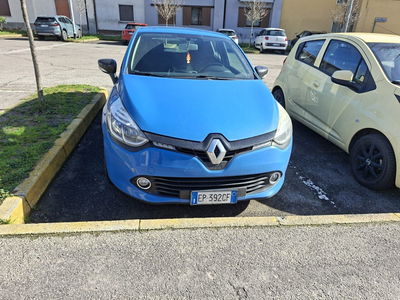Renault Clio 1.2 75CV 5 porte Wave usata