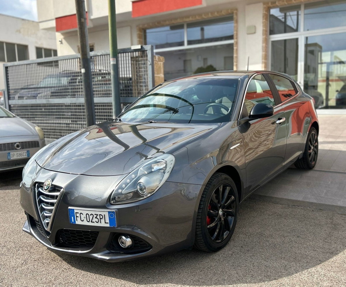 Alfa Romeo Giulietta 1.6 JTDm-2 Distinctive