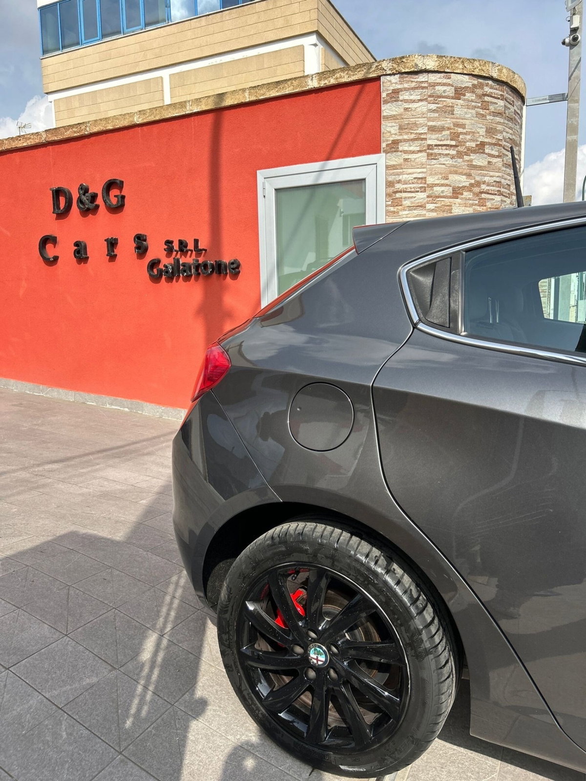Alfa Romeo Giulietta 1.6 JTDm-2 Distinctive (7)