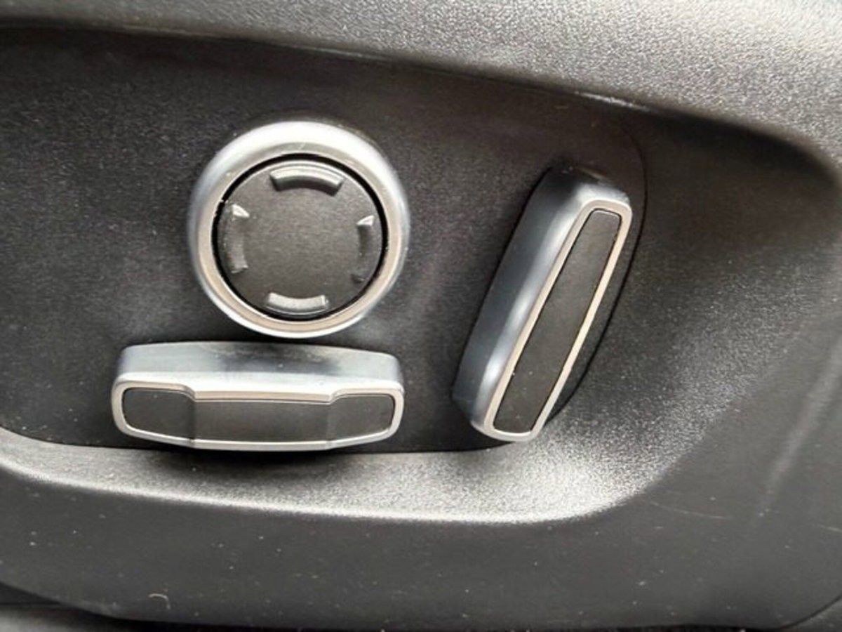 Land Rover Range Rover Evoque 2.0d i4 mhev S awd 163cv auto (11)