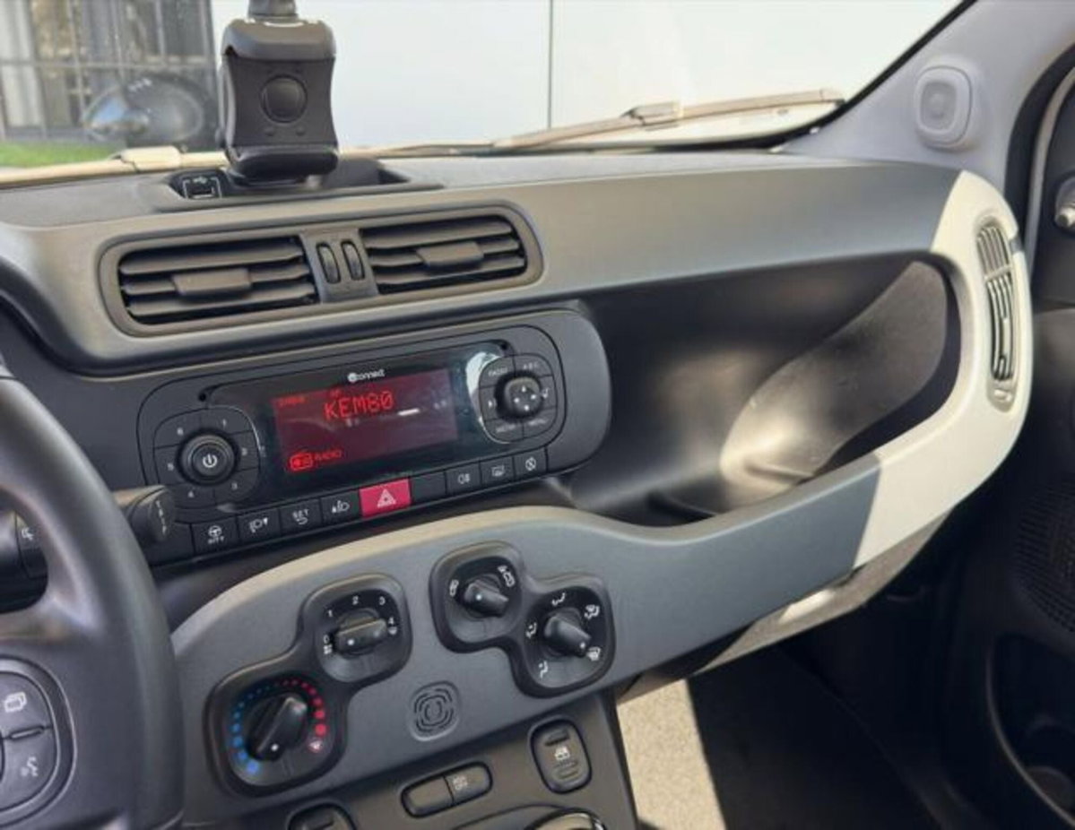 Fiat Panda 1.0 firefly hybrid s&s 70cv 5p.ti (13)