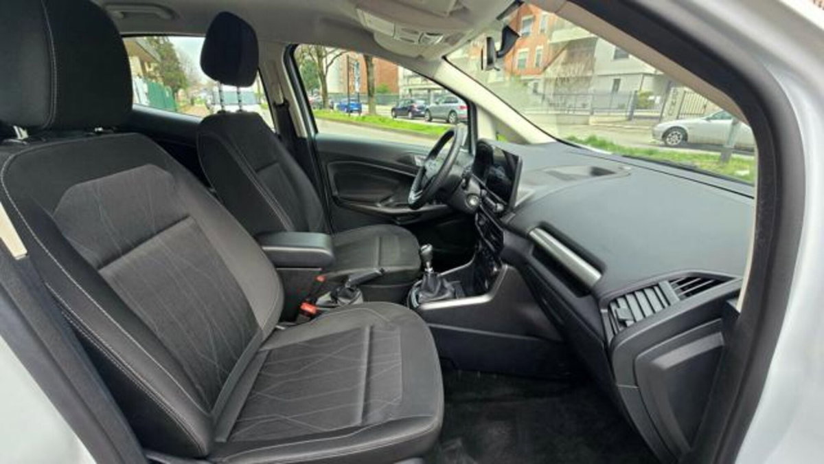 Ford EcoSport 1.0 EcoBoost 100 CV ST-Line Black Edition (13)
