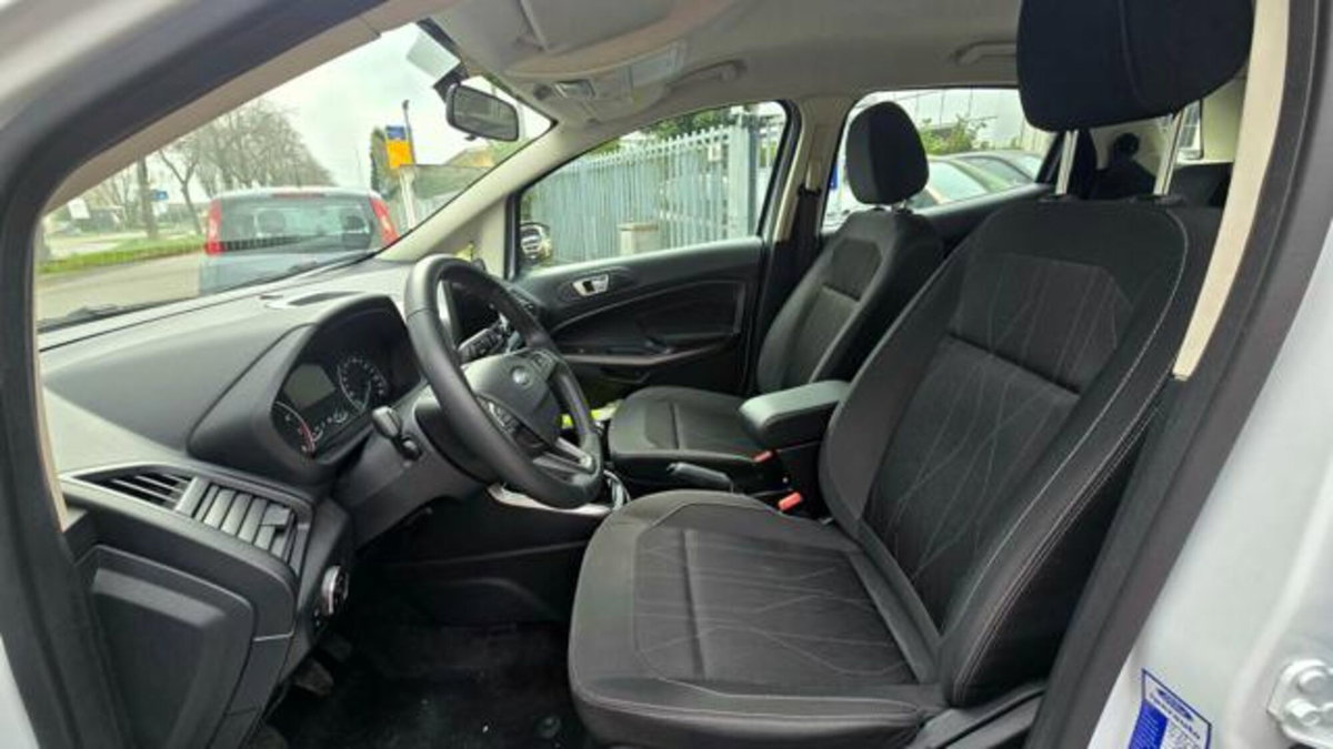 Ford EcoSport 1.0 EcoBoost 100 CV ST-Line Black Edition (14)