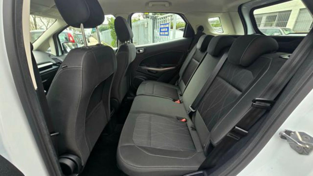 Ford EcoSport 1.0 EcoBoost 100 CV ST-Line Black Edition (19)