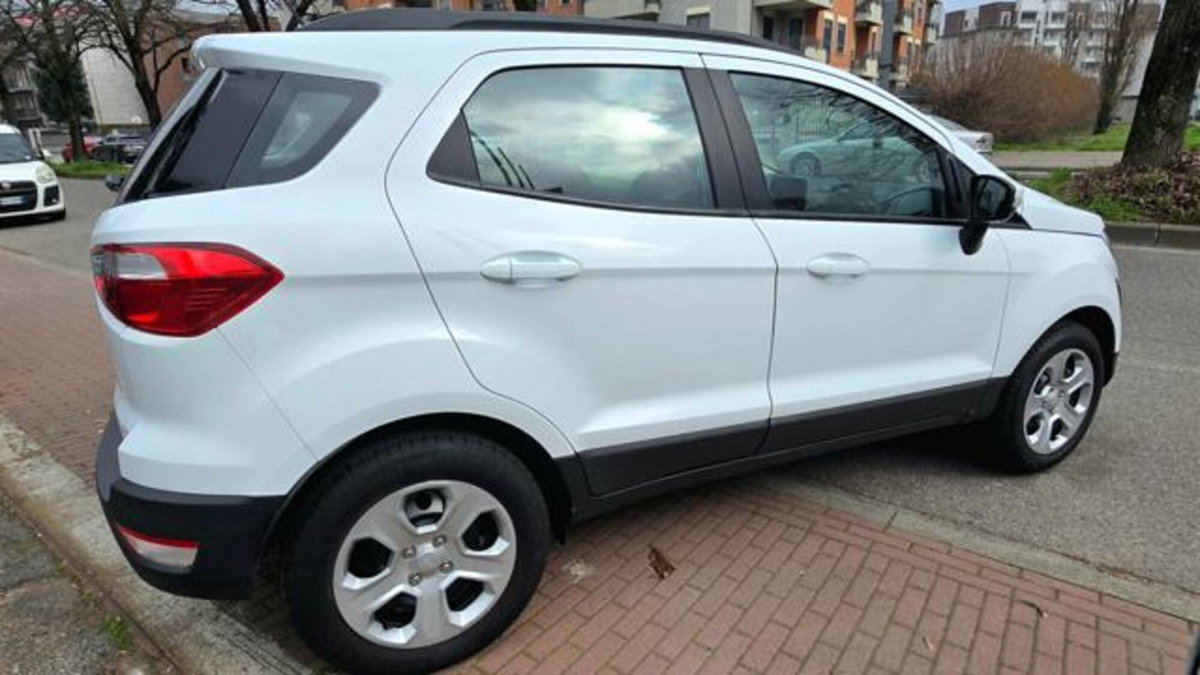 Ford EcoSport 1.0 EcoBoost 100 CV ST-Line Black Edition (8)