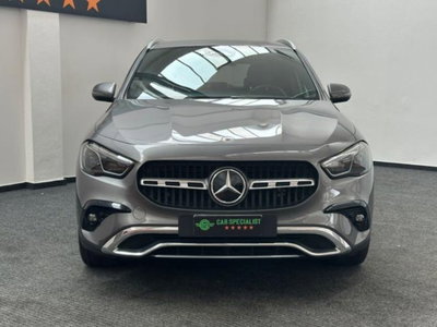 Mercedes-Benz GLA SUV 180 d Business Extra auto (3)