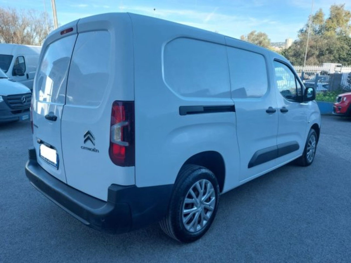 Citroen Berlingo Furgone BlueHDi 100 Van XL Driver (6)