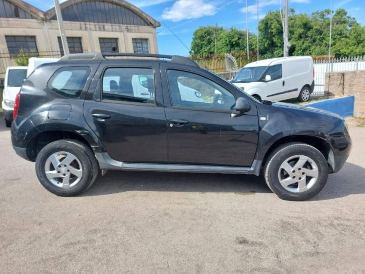 Dacia Duster 1.6 110CV 4x2 GPL Lauréate (5)