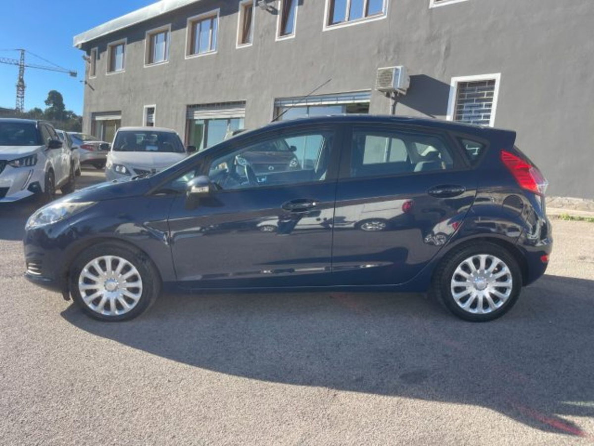 Ford Fiesta 1.5 TDCi 75CV 5 porte (5)