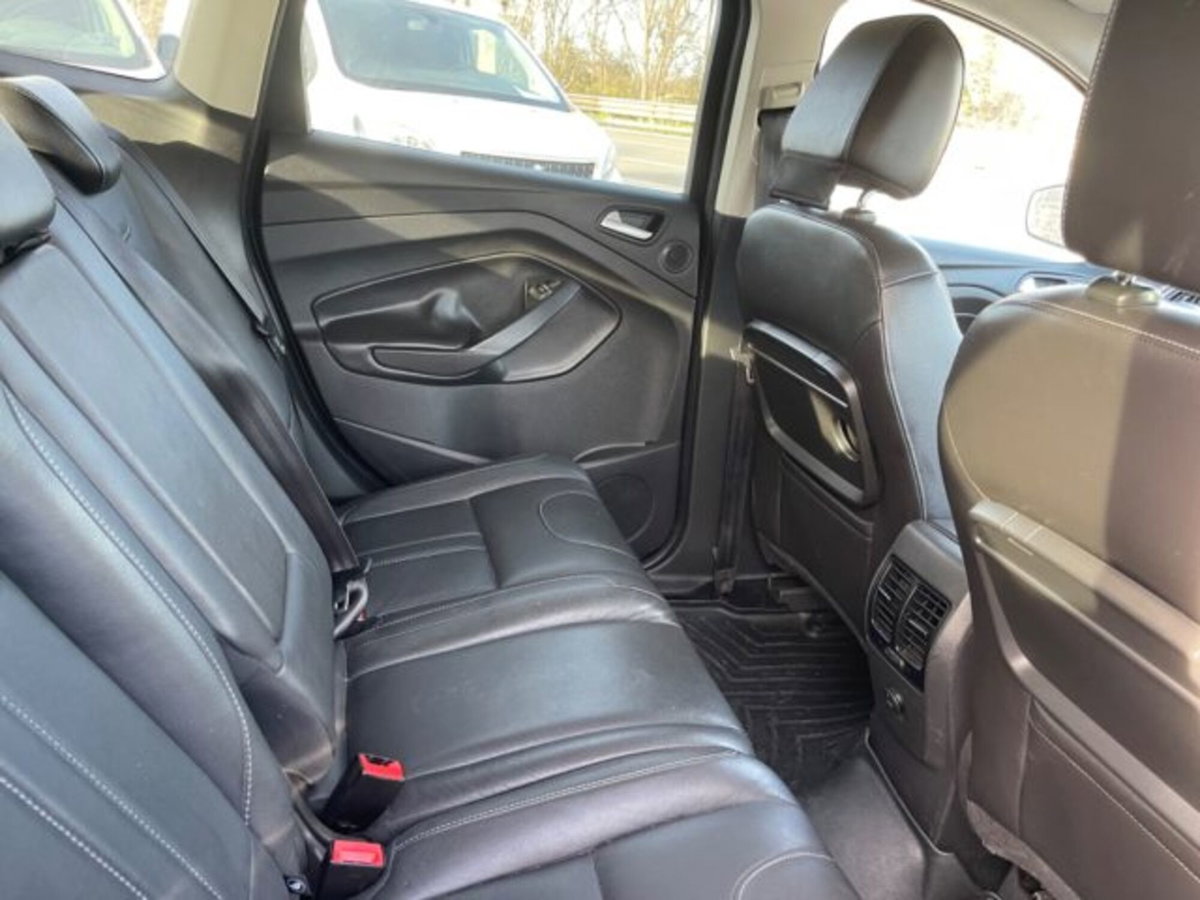 Ford Kuga 2.0 TDCi 140 CV 2WD DPF (14)