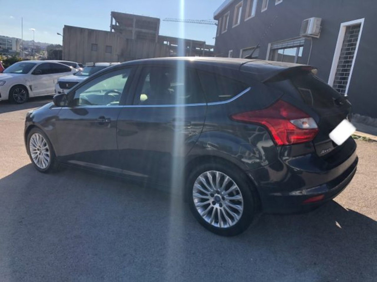 Ford Focus Station Wagon 1.6 TDCi 115 CV SW Titanium (6)
