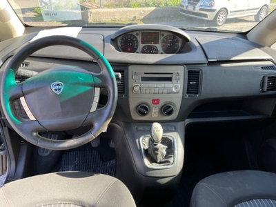 Lancia Musa 1.4 16V Diva (11)