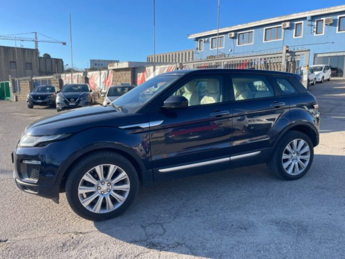 Land Rover Range Rover Evoque 2.0 TD4 180 CV 5p. Pure