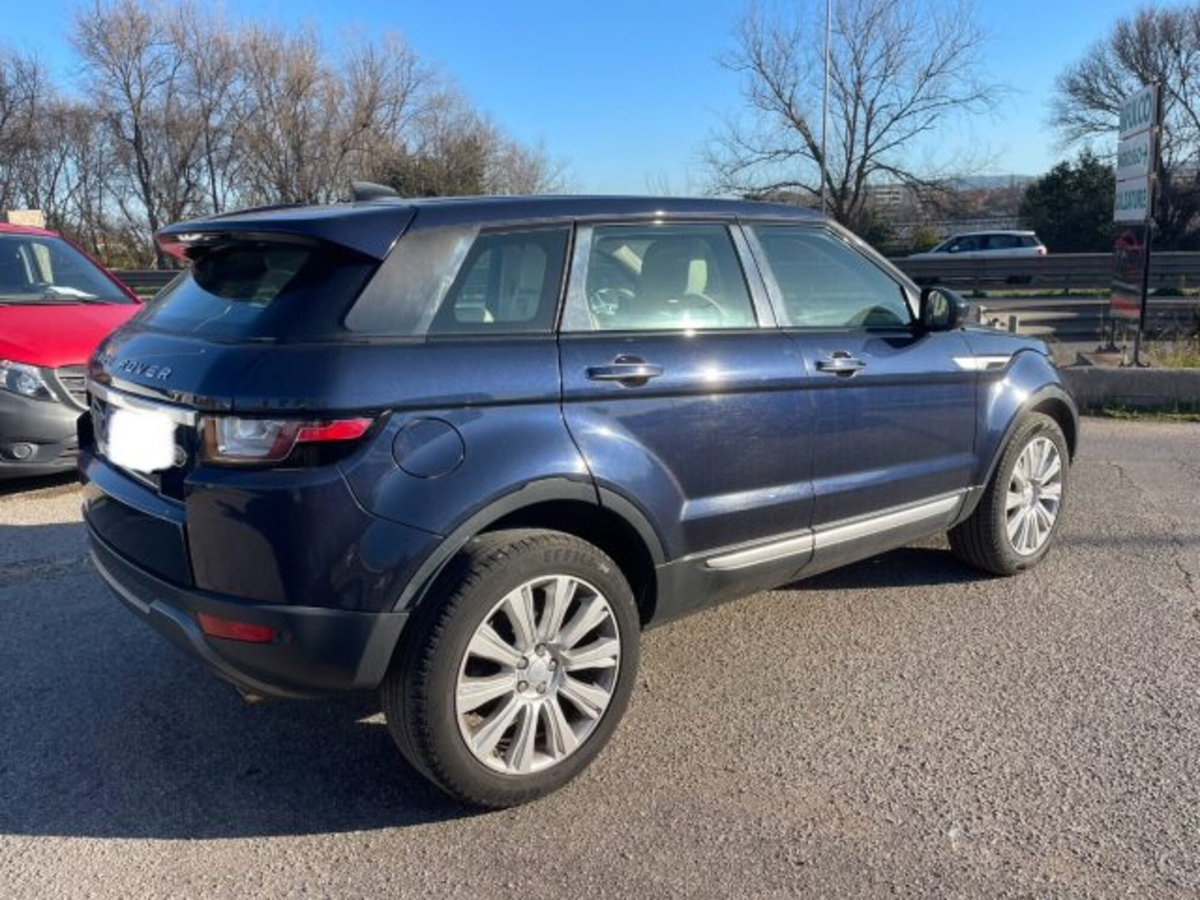 Land Rover Range Rover Evoque 2.0 TD4 180 CV 5p. Pure (5)