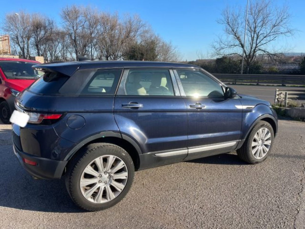 Land Rover Range Rover Evoque 2.0 TD4 180 CV 5p. Pure (8)