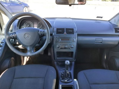 Mercedes-Benz Classe A 180 CDI (9)