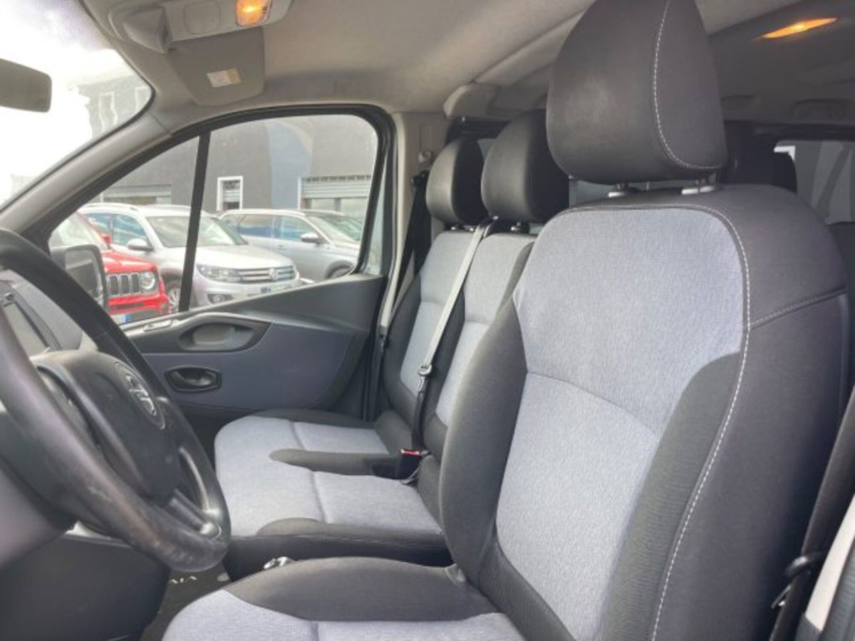 Opel Vivaro Furgone 27 1.6 BiTurbo S&S PC-TN Combi N1 (10)