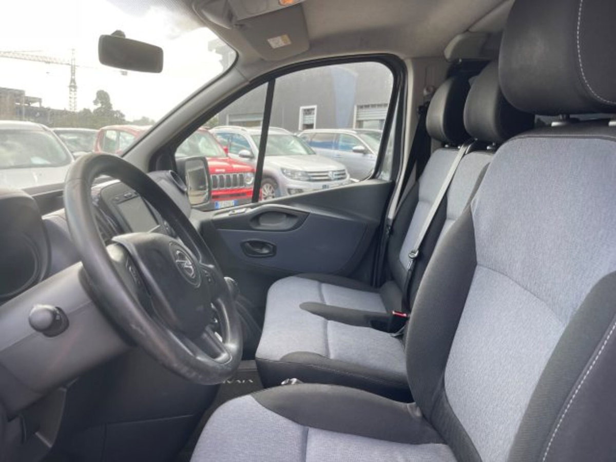 Opel Vivaro Furgone 27 1.6 BiTurbo S&S PC-TN Combi N1 (9)