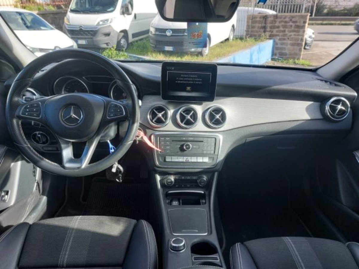 Mercedes-Benz GLA SUV 200 d Automatic Executive (9)
