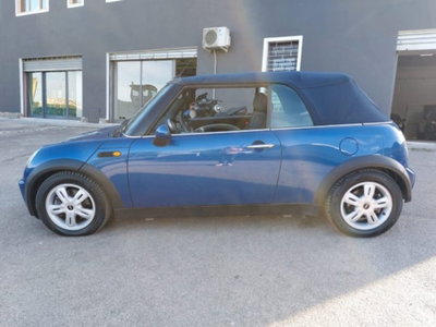 MINI Mini Cabrio 1.6 16V Cooper Sidewalk Cabrio (4)