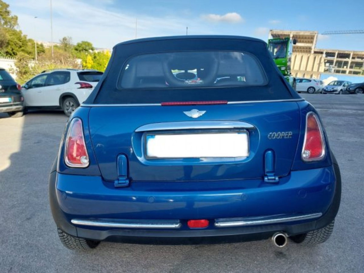 MINI Mini Cabrio 1.6 16V Cooper Sidewalk Cabrio (8)