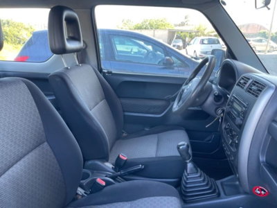 Suzuki Jimny 1.5 DDiS cat 4WD JLX Più (8)