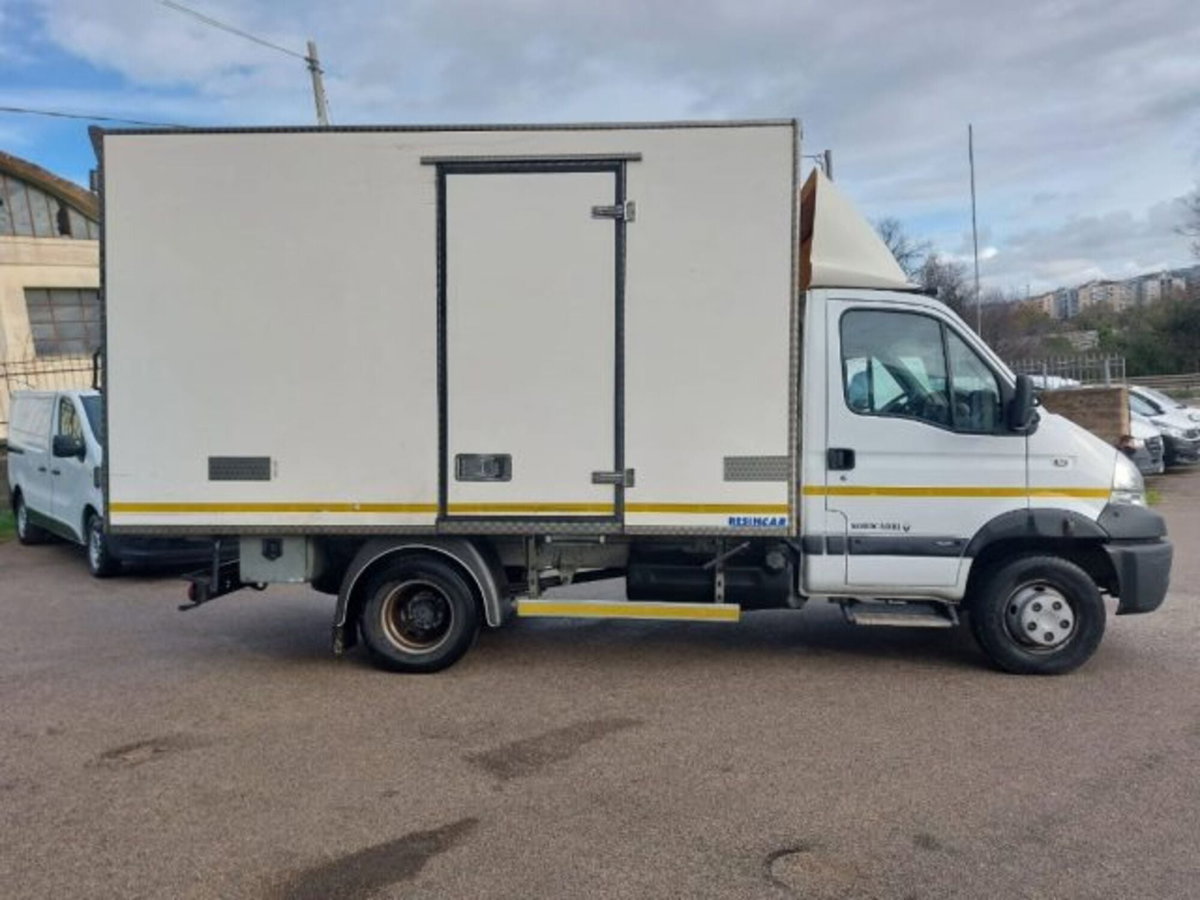 Renault Trucks Mascott Furgone 160.35 3.0 DXi PM Furgone (5)