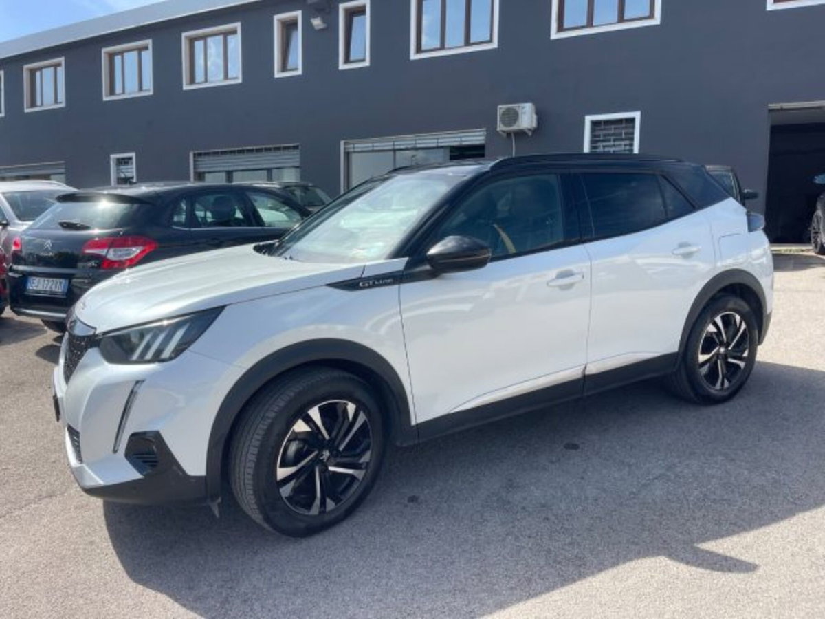 Peugeot 2008 BlueHDi 100 S&S GT Line (3)