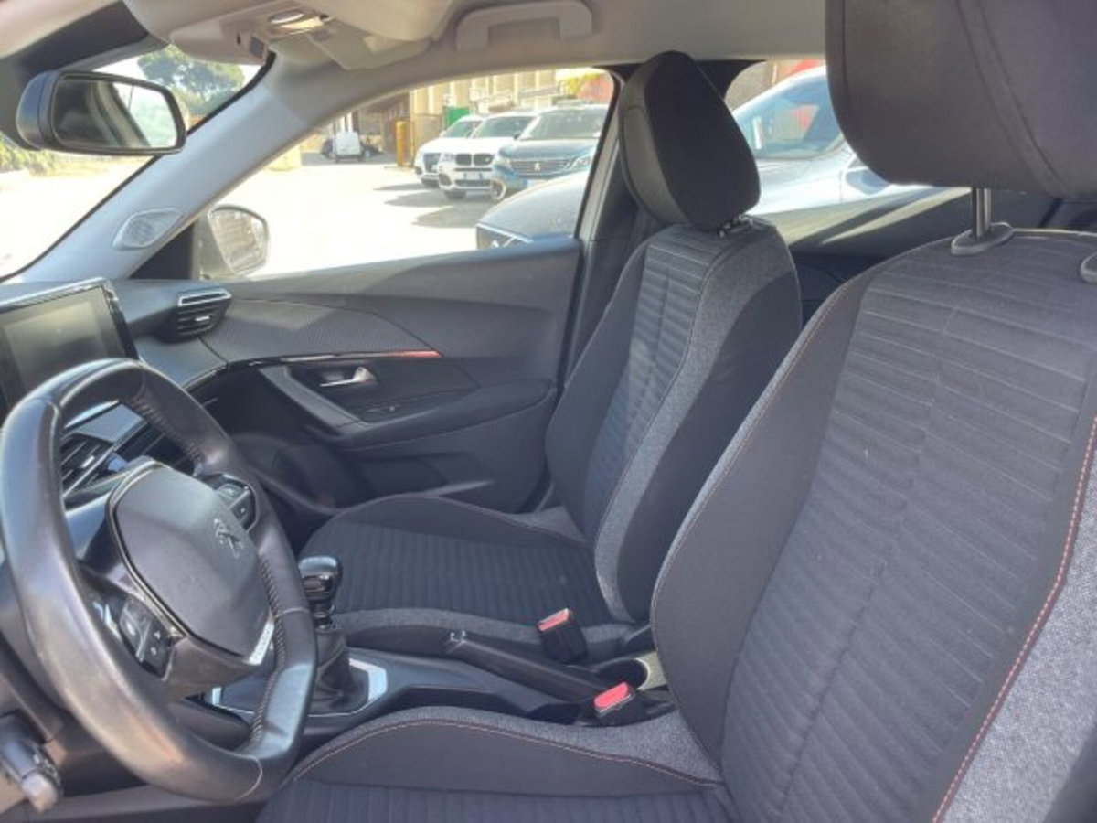 Peugeot 2008 BlueHDi 110 S&S GT (15)