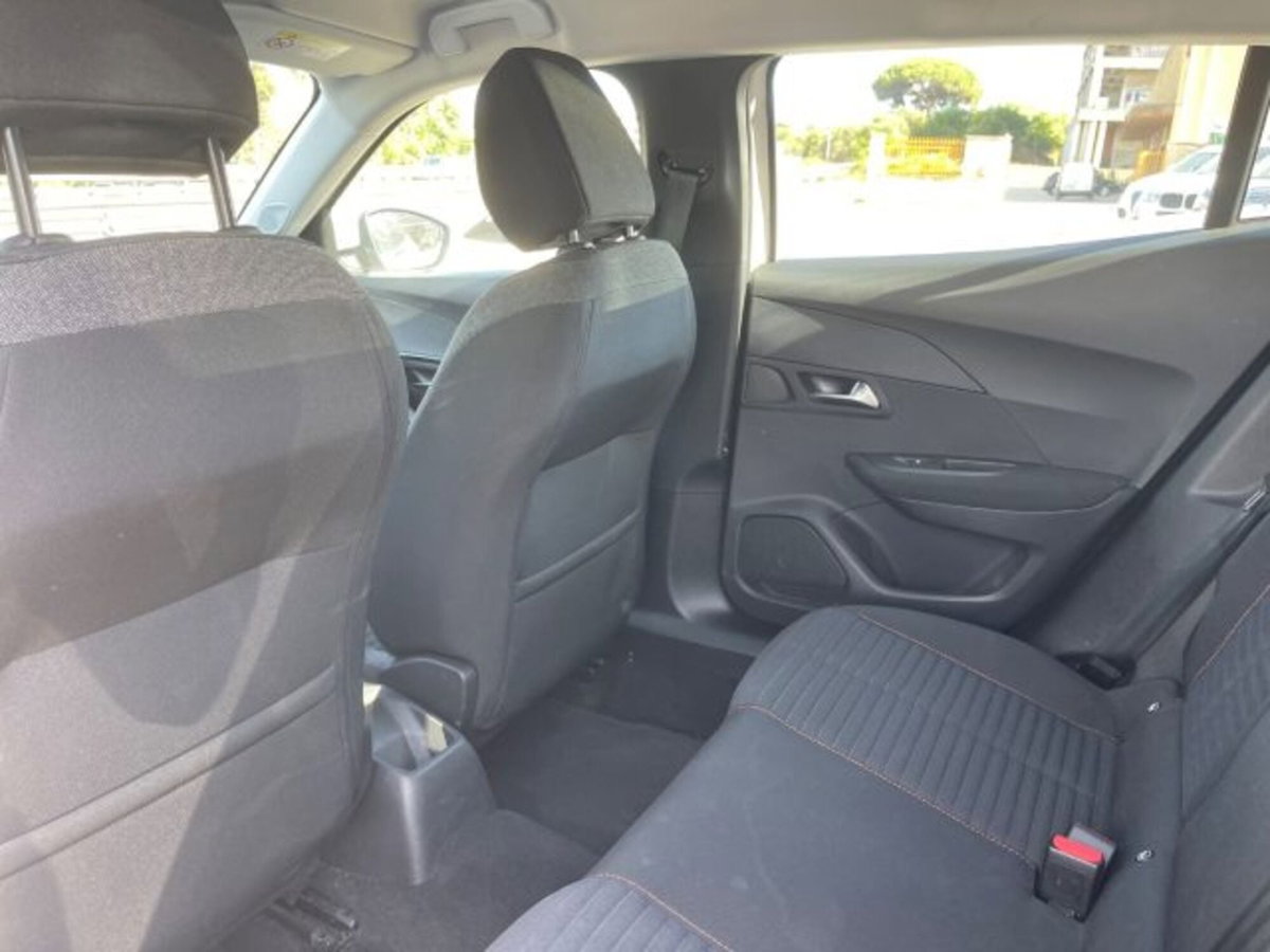 Peugeot 2008 BlueHDi 110 S&S GT (17)