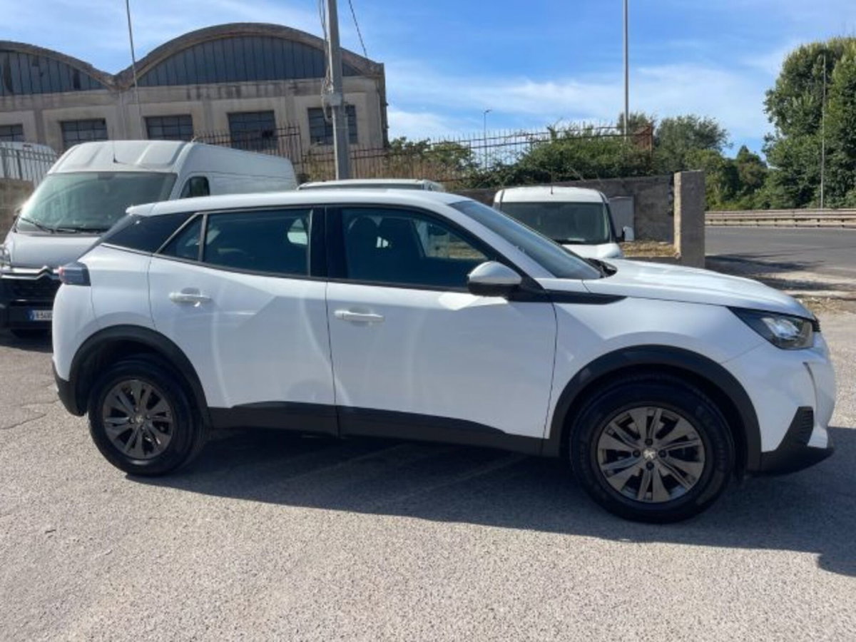 Peugeot 2008 BlueHDi 110 S&S GT (5)