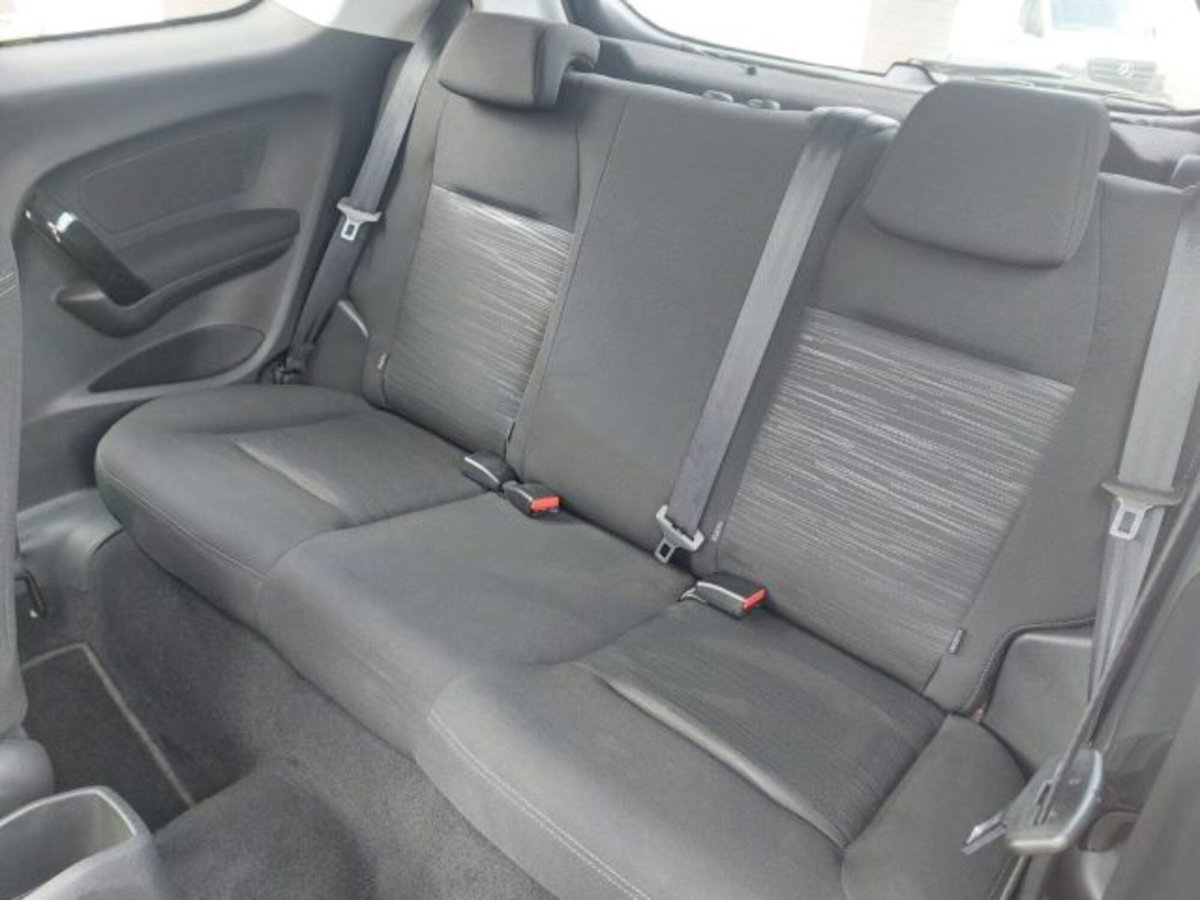 Peugeot 208 VTi 68 CV 3 porte Access (11)